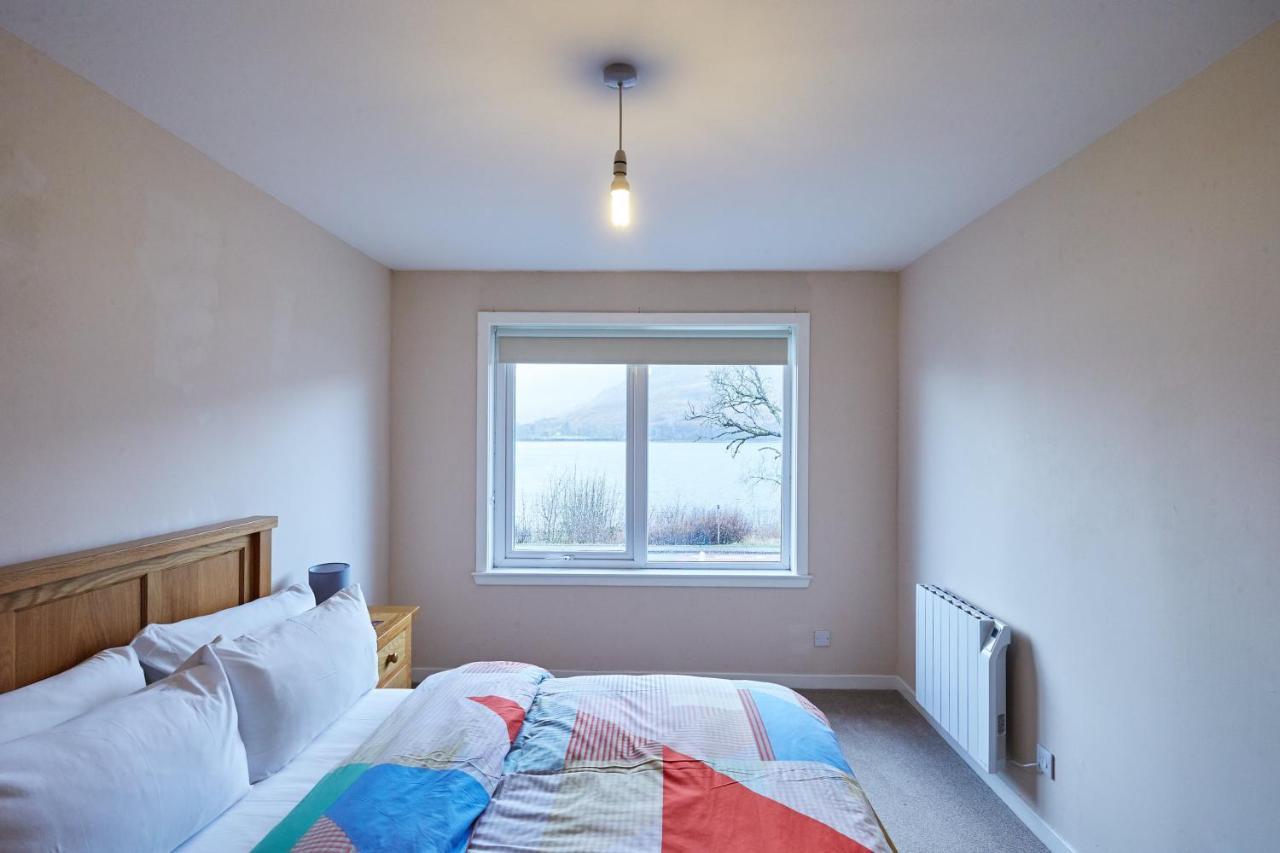 Etive, Beautiful Lochside Apartment With Balcony Форт-Уильям Экстерьер фото
